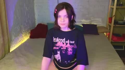 Snapshot of lori_juce chatting on 01/21/25, 10:41 Lara online show from 01/21/25, 10:41