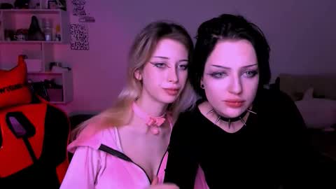 Lori online show from 11/04/25, 09:03