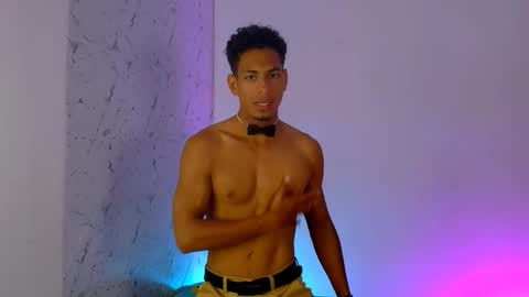 Lorian Vikel  online show from 03/08/26, 11:52