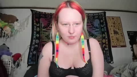 Lori Critter online show from 01/18/26, 11:41