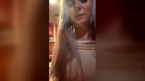 Lorelai Kane online show from 12/21/25, 05:25