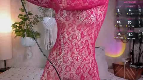 Lorna online show from 05/13/26, 03:04