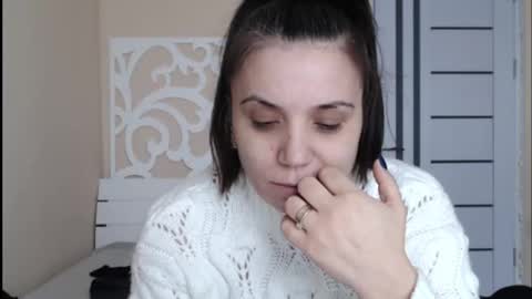 LorraGrey online show from 01/31/25, 10:52