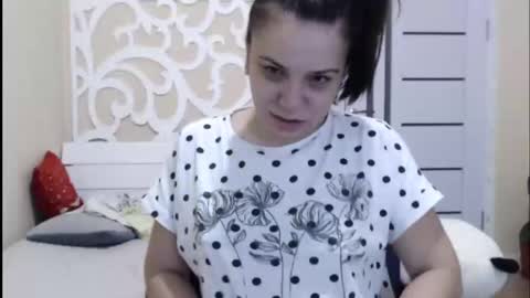 LorraGrey online show from 02/14/25, 05:19