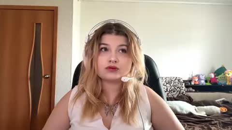 Stasha online show from 07/14/26, 02:05