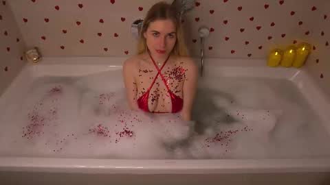 Lorrie online show from 02/14/26, 10:23