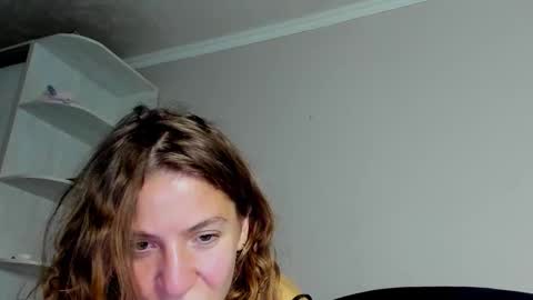 Snapshot of lost_moon chatting on 10/11/25, 05:55 lost_moon online show from 10/11/25, 05:55