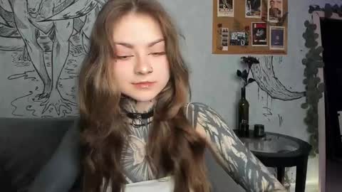 Snapshot of lostallice chatting on 02/06/26, 04:28 lostallice online show from 02/06/26, 04:28