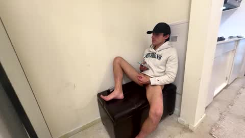 lostpuppyboy online show from 02/15/26, 09:55