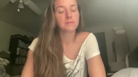 lothlori online show from 11/30/25, 12:14