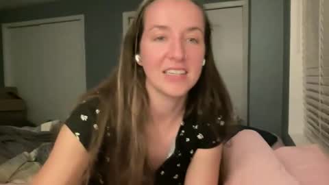 lothlori online show from 04/12/26, 01:10