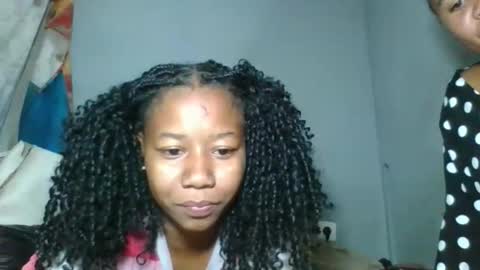 louane98 online show from 04/04/26, 11:18