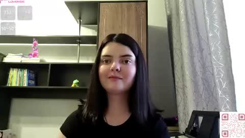 Esma online show from 06/09/26, 11:00