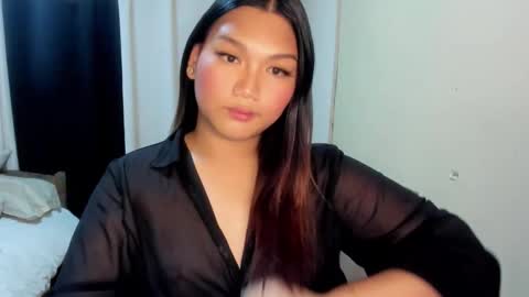 Sweet   online show from 11/10/25, 01:15