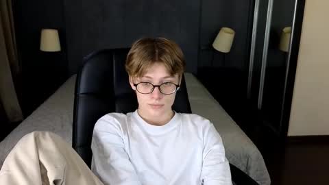 louie_evans online show from 11/03/25, 09:05