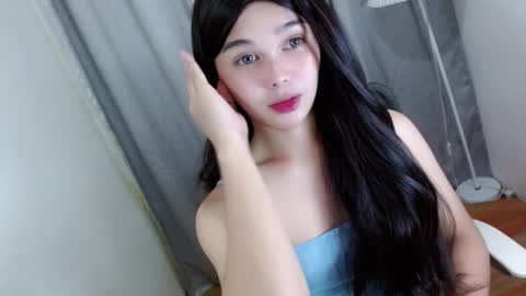 louilalicious online show from 10/29/25, 05:31