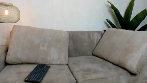 Louis online show from 03/12/25, 11:44