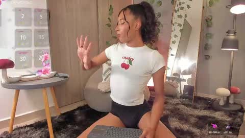 Snapshot of louis_hardstar chatting on 06/08/26, 02:01 Louis Valdz online show from 06/08/26, 02:01