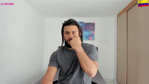 louis_marley_ online show from 12/29/24, 02:42