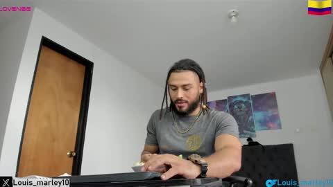 louis_marley_ online show from 02/26/25, 10:09