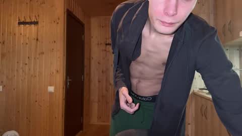 Mark online show from 02/09/26, 07:34