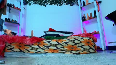  LouIse  online show from 04/05/26, 02:03