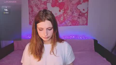 Snapshot of louisekane chatting on 07/04/26, 01:17 LouiseKane online show from 07/04/26, 01:17