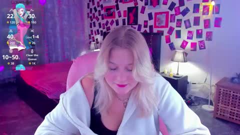 Loise online show from 11/15/25, 11:10