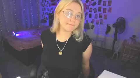 Loise online show from 07/07/26, 03:16