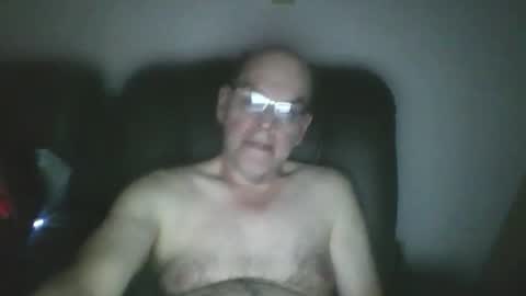 Snapshot of louism13 chatting on 06/01/26, 03:41 louism13 online show from 06/01/26, 03:41