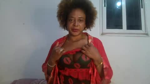 Snapshot of louna80819 chatting on 08/04/26, 03:58 louna80819 online show from 08/04/26, 03:58