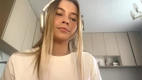 Eliza online show from 01/17/26, 10:31