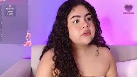 lourdes_moon22 online show from 12/22/25, 12:24