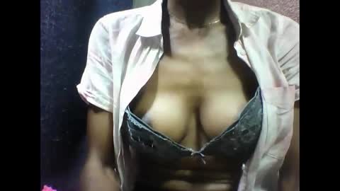 lovaelisa online show from 11/02/25, 02:47