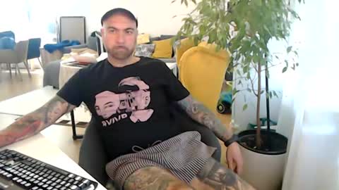 Guapito online show from 06/23/26, 09:29