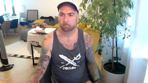 Guapito online show from 06/24/26, 07:40