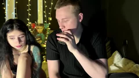 Mary and Tom online show from 03/22/26, 02:20