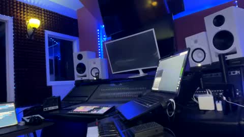 Prynce online show from 03/09/25, 05:28