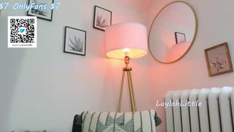 Snapshot of love4layla chatting on 10/09/25, 05:11 Laylah Little online show from 10/09/25, 05:11