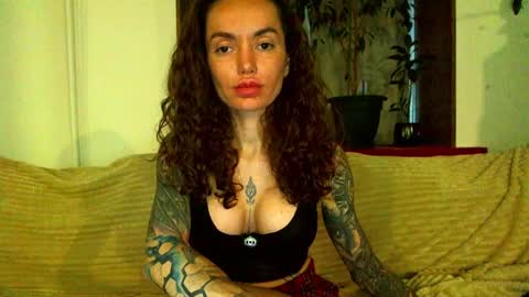 Cute face online show from 02/11/25, 02:03