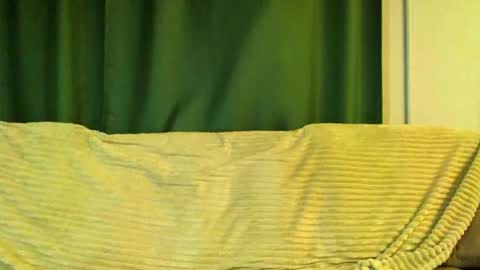 Cute face online show from 10/29/25, 02:47