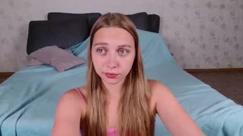 love bella  online show from 07/09/26, 12:04