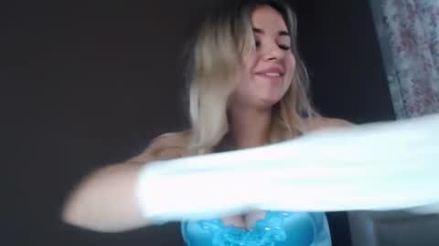 Megane online show from 03/09/26, 07:56