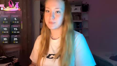 Megan online show from 09/19/25, 04:51