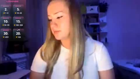 Megan online show from 10/11/25, 04:38