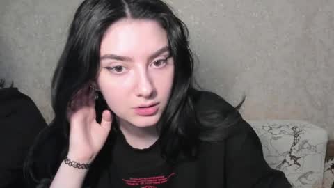 LINA online show from 04/08/26, 04:51