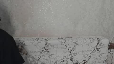 Snapshot of love_lina_muuur chatting on 05/19/26, 03:40 LINA online show from 05/19/26, 03:40