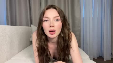 Sofi   online show from 04/12/26, 04:56