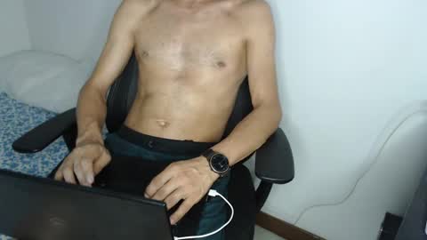 Snapshot of love_room_0206 chatting on 02/11/25, 05:16 Andys and mary online show from 02/11/25, 05:16