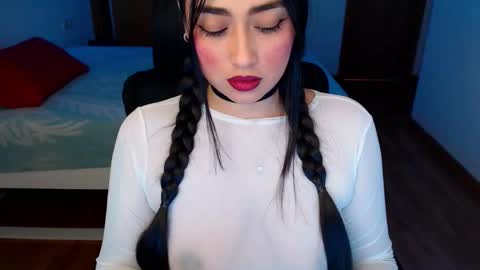 Samantha online show from 02/19/25, 08:33